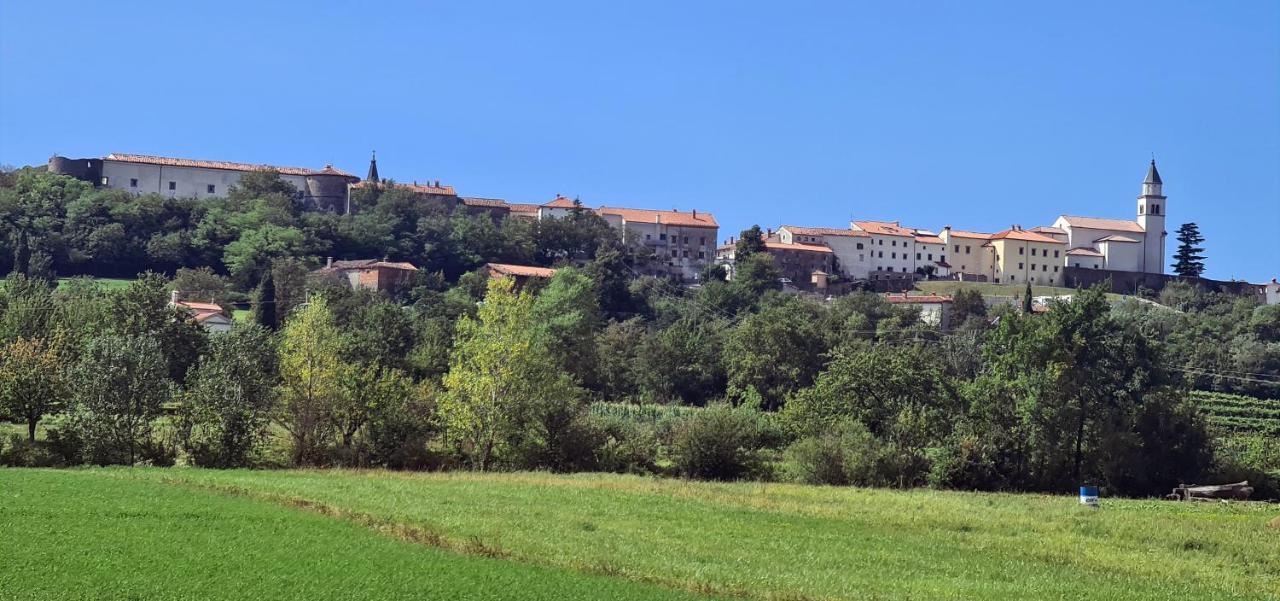 Apartma In Soba Vipavski Kriz Ajdovščina Extérieur photo