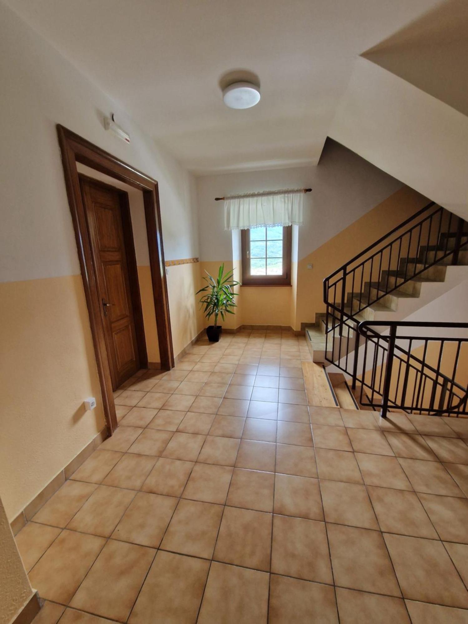 Apartma In Soba Vipavski Kriz Ajdovščina Extérieur photo