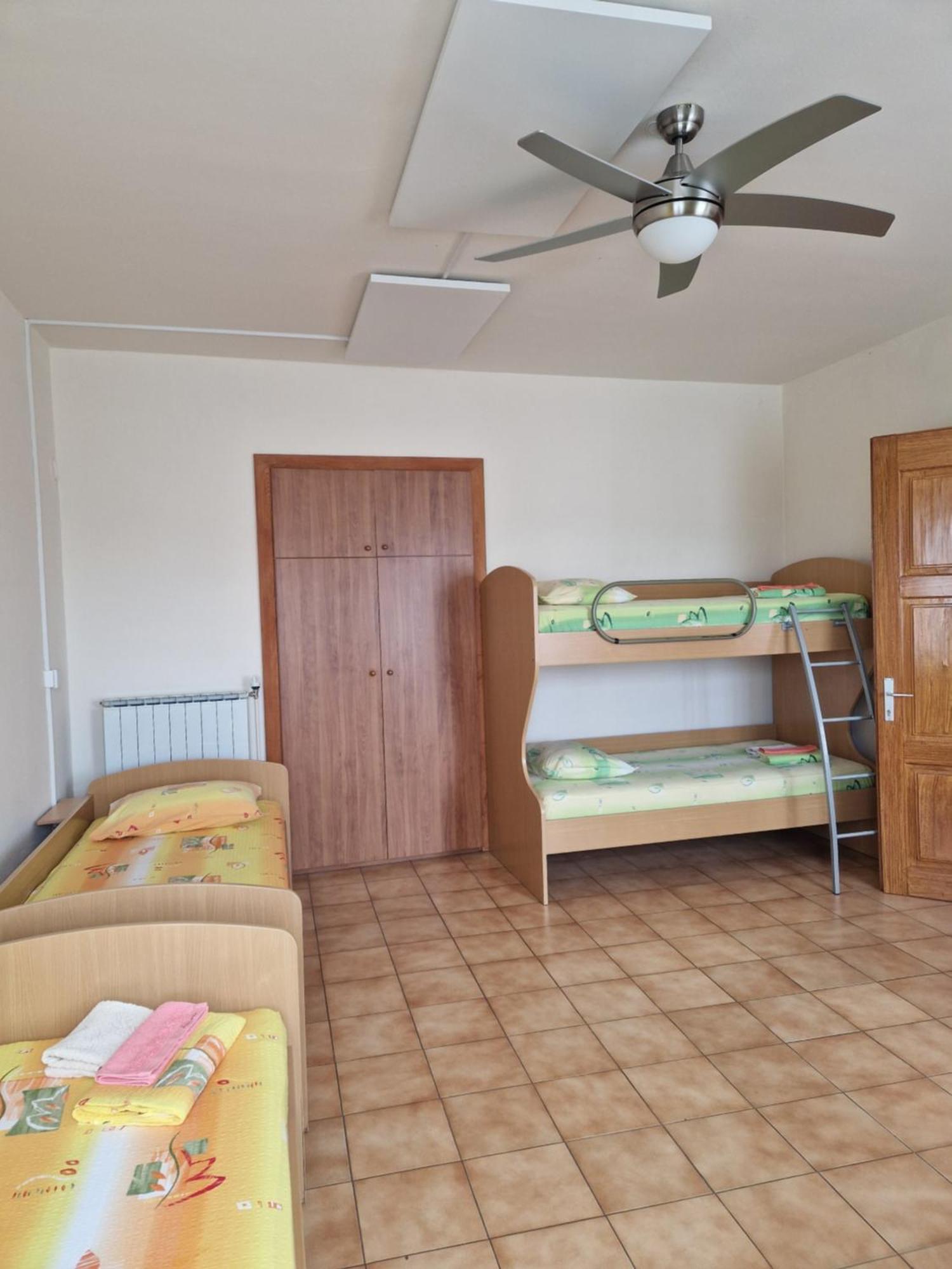 Apartma In Soba Vipavski Kriz Ajdovščina Chambre photo