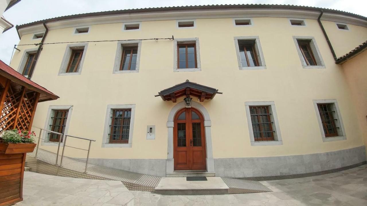 Apartma In Soba Vipavski Kriz Ajdovščina Extérieur photo